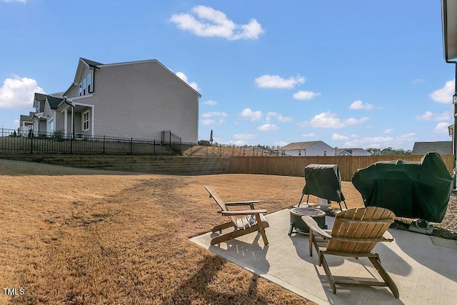 view of yard with a patio