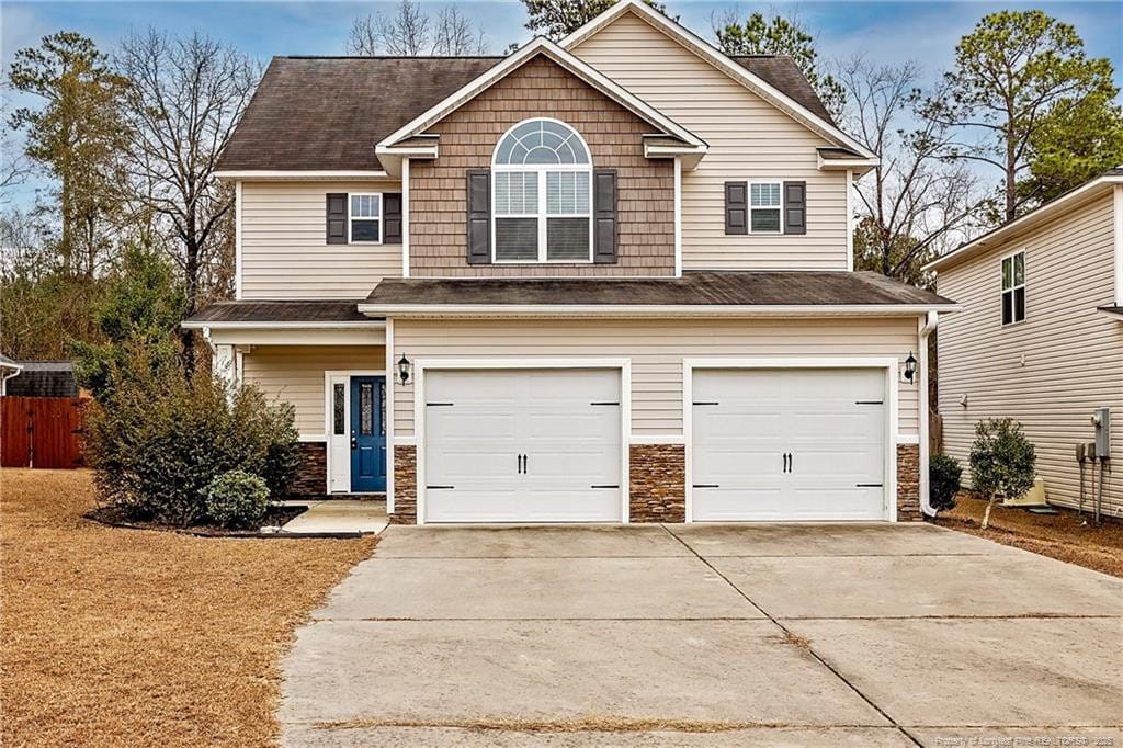 view of front facade with a garage