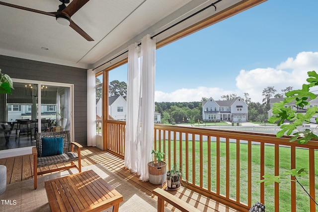 balcony with ceiling fan