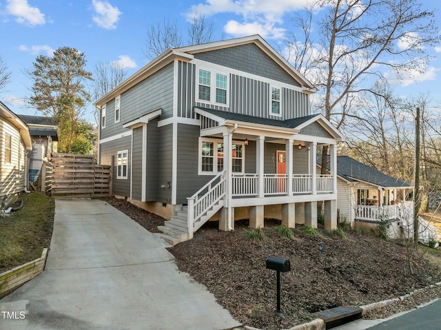 view of front of property featuring covered porch