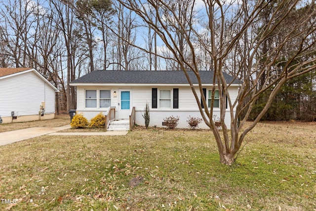 ranch-style home with a front yard