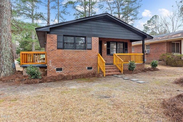 view of front of house with covered porch