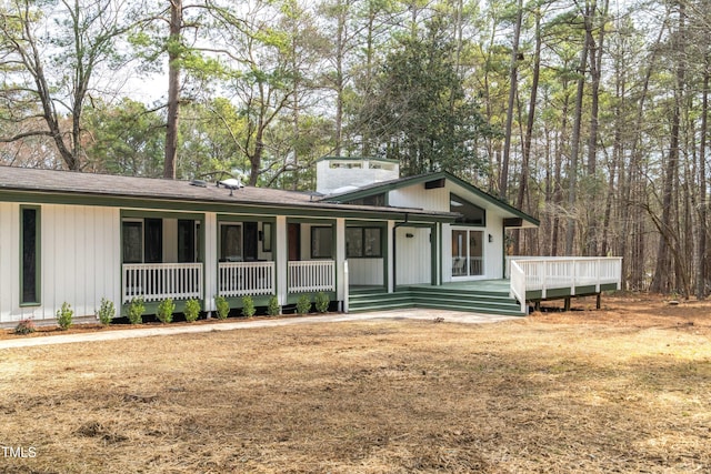 view of front of home with a porch