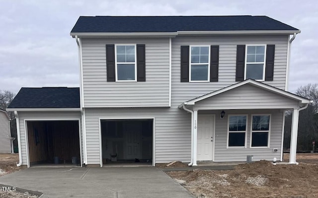 view of front property featuring a garage