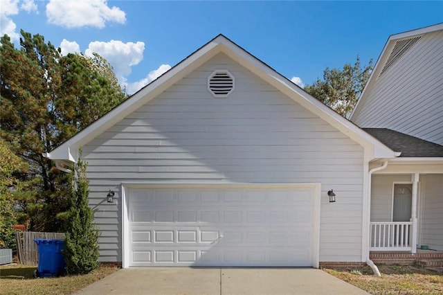 garage featuring covered porch