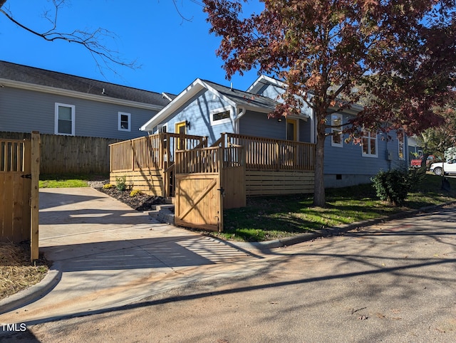 view of front of home featuring a deck