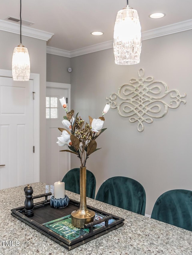 dining area featuring recessed lighting, visible vents, and crown molding