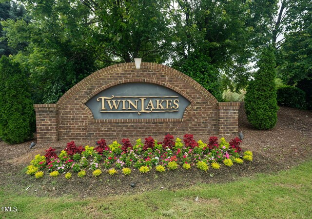 532 Front Ridge Dr, Cary, NC 27519 - view of community / neighborhood sign