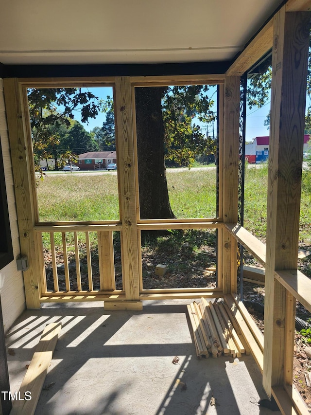 view of sunroom / solarium