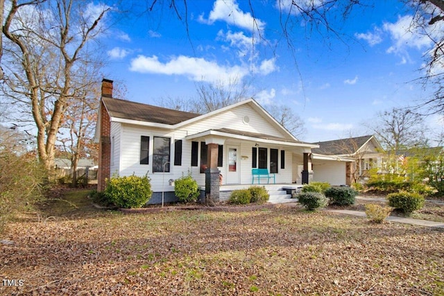 view of front of property with covered porch