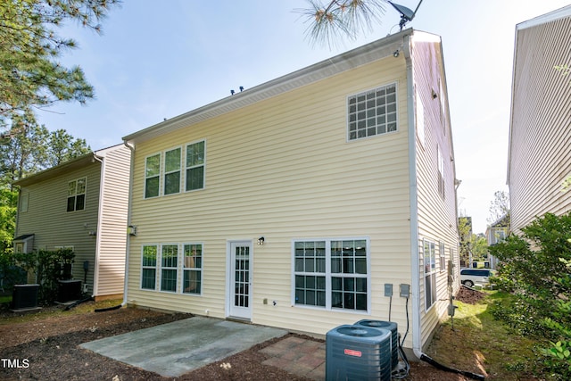 104 Mainline Station Dr, Durham, NC 27560 - back of property featuring a patio area