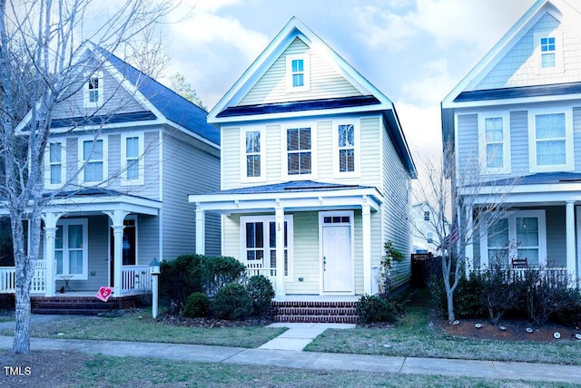 view of front facade with a porch