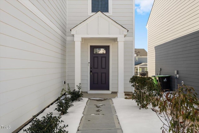 view of doorway to property