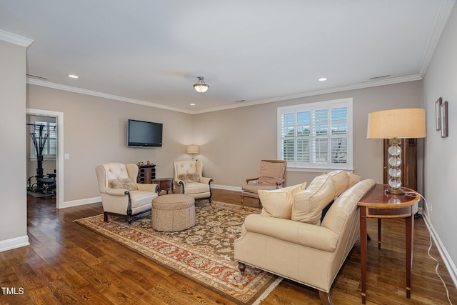 living area with recessed lighting, crown molding, dark wood-type flooring, and baseboards