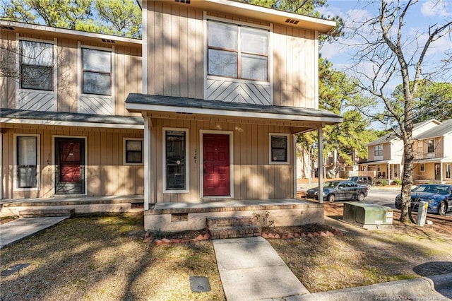 view of front of house with covered porch