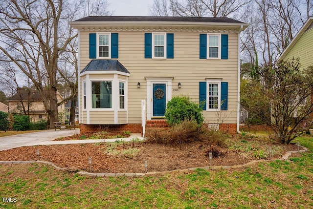 colonial-style house with crawl space