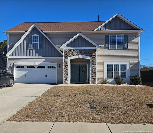 view of front facade with a garage