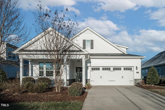 view of front of home with driveway