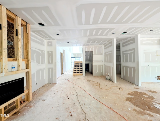 405 Latimer Rd, Raleigh, NC 27609 - view of unfurnished living room