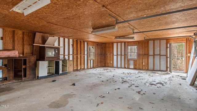 miscellaneous room featuring a garage