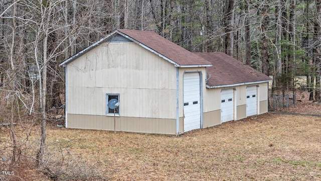 view of detached garage