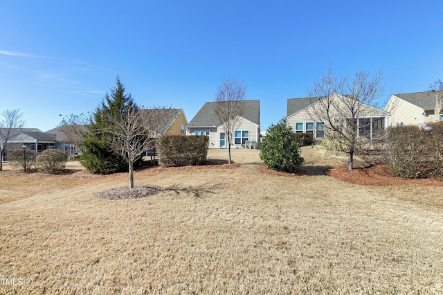 view of yard with a residential view