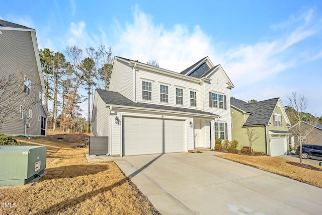 view of front property featuring a garage