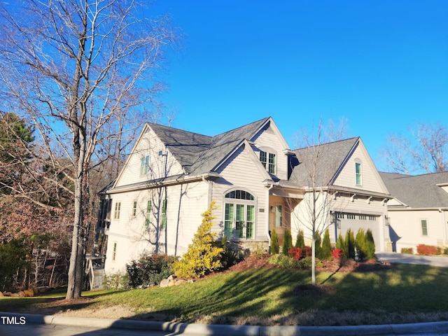 view of front of home with a front yard