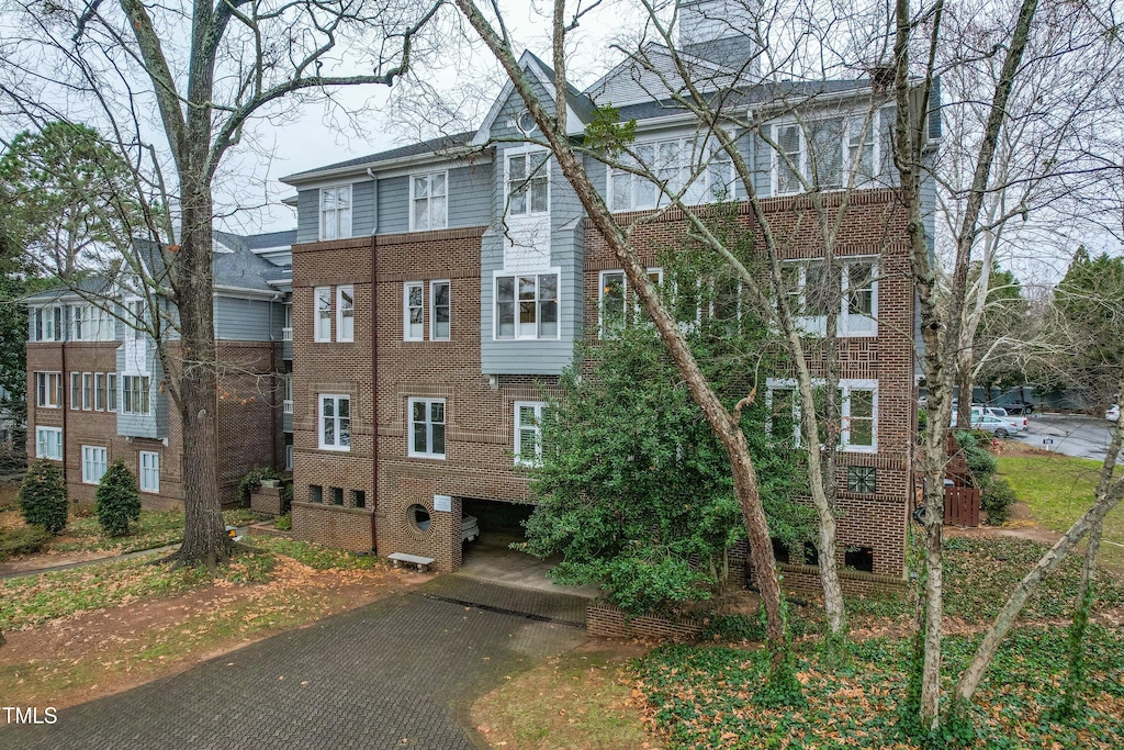 741 Bishops Park Dr Unit 204, Raleigh, NC 27605 - view of building exterior