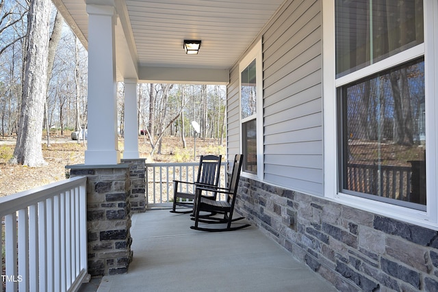 view of patio featuring covered porch