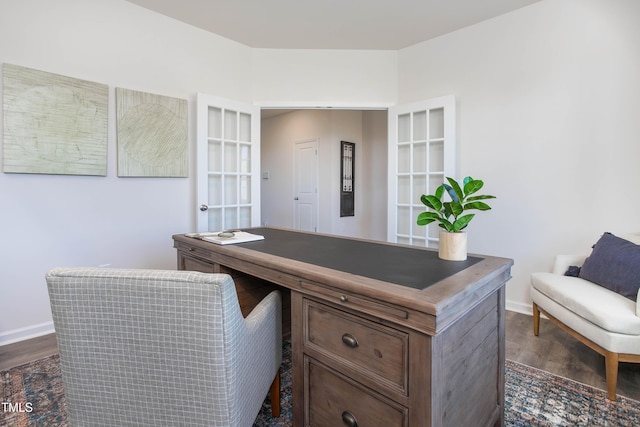 office area featuring baseboards and dark wood-style flooring