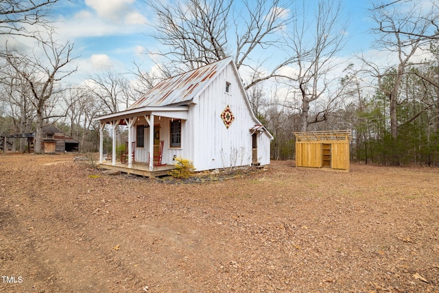 view of outbuilding with an outdoor structure