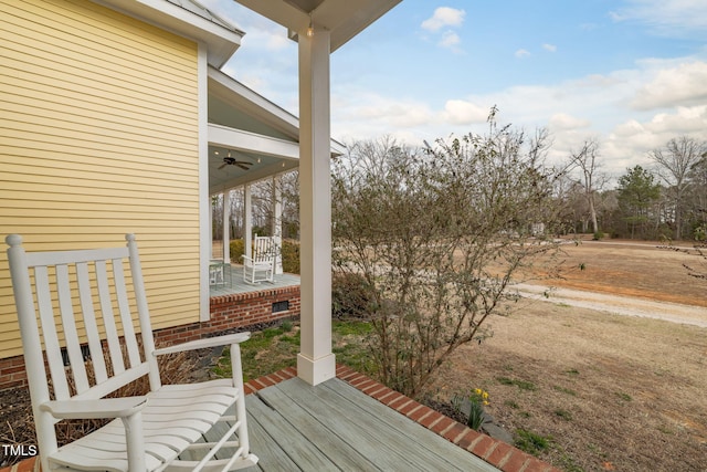 deck featuring ceiling fan