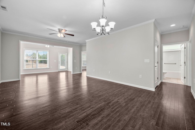 unfurnished living room with ceiling fan with notable chandelier, dark wood finished floors, and baseboards