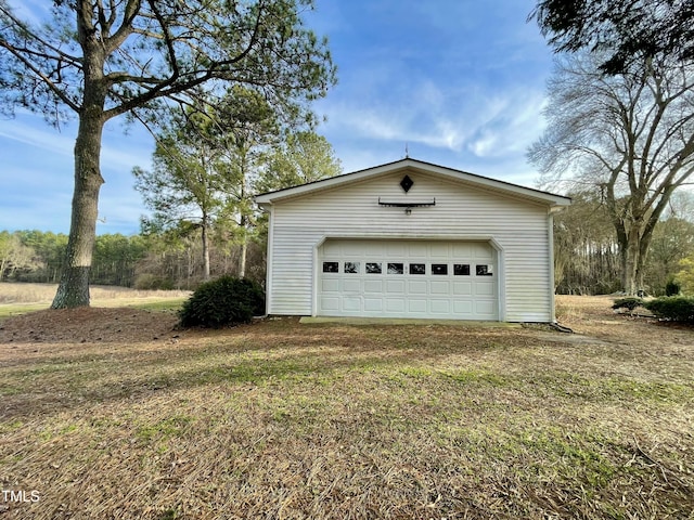 view of detached garage