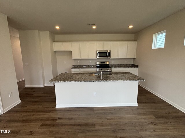 52 Commons Cir, Clayton, NC 27520 - photo 10