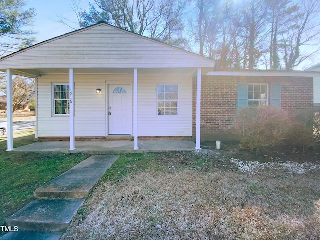 view of front of home