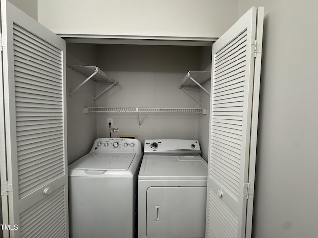 159 Finley Forest Dr, Chapel Hill, NC 27517 - laundry area with washing machine and dryer