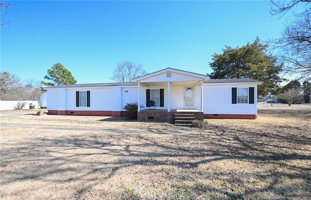 view of front of home featuring crawl space and covered porch