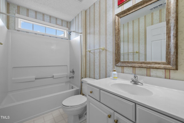 full bath featuring wallpapered walls, visible vents, toilet,  shower combination, and a textured ceiling