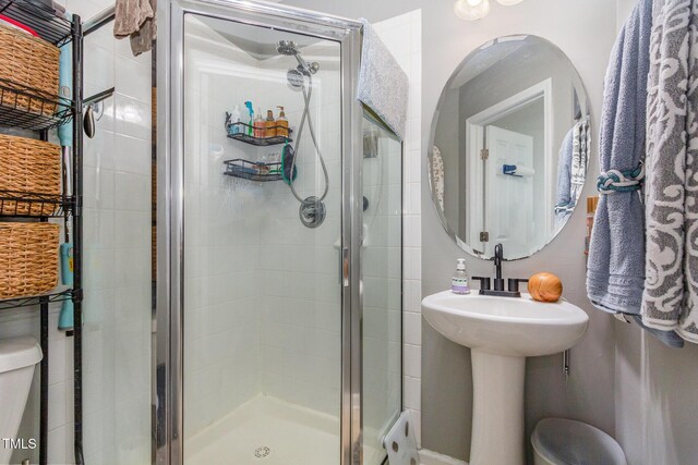 11843 Canemount St, Raleigh, NC 27614 - full bath with a shower stall and toilet