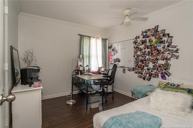 bedroom with a ceiling fan, crown molding, baseboards, and wood finished floors