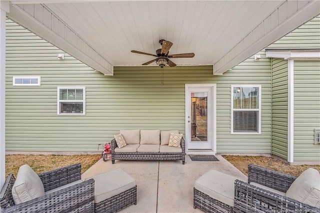 view of patio featuring outdoor lounge area and a ceiling fan