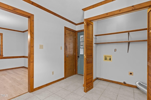 laundry area with washer hookup, laundry area, hookup for an electric dryer, and baseboards