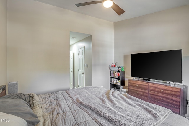 bedroom featuring a ceiling fan