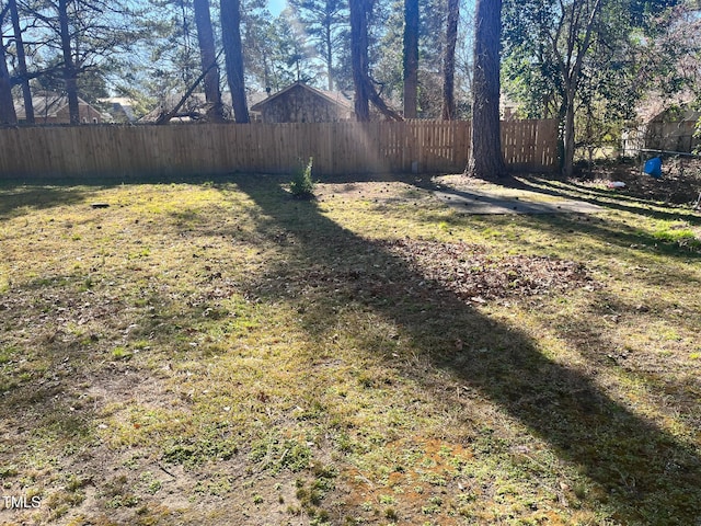 view of yard featuring fence