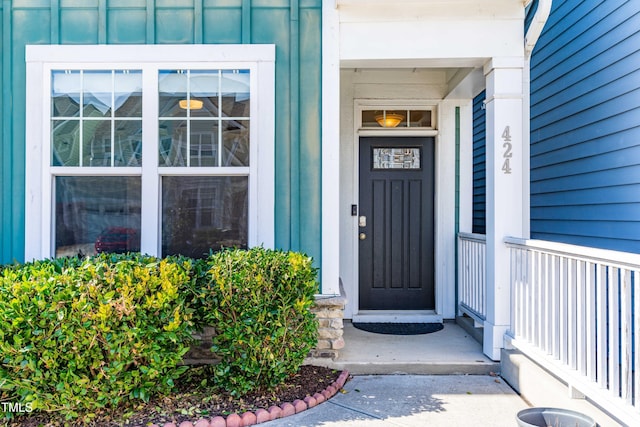 view of property entrance