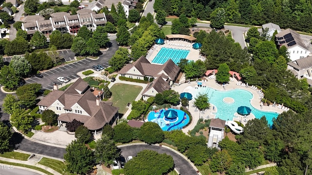 bird's eye view with a residential view