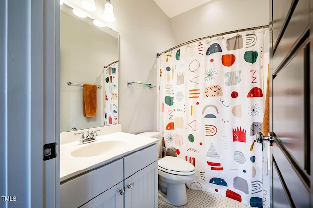 full bath with toilet, tile patterned floors, a shower with curtain, and vanity