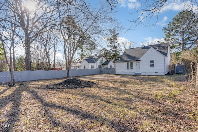 view of yard featuring fence